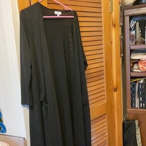 Long LuLaRoe black sweater with pockets open size xl
